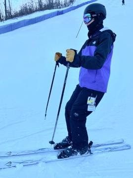 downhill-skier